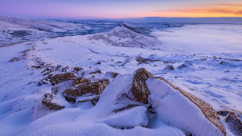 🖼 群山的母亲群山的母亲马姆托尔山，德比郡，英格兰 (© john finney photography/Getty Images)4K | 1080P