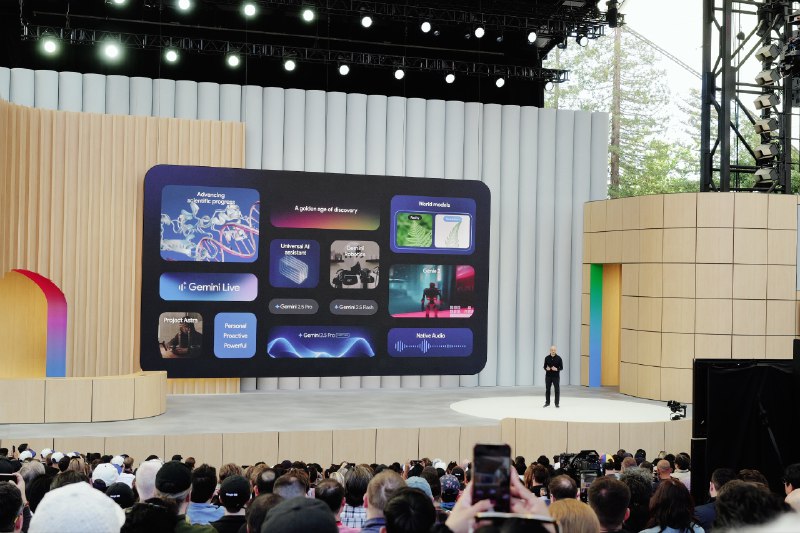 「抢跑」GPT-5！Google 发布最强 AI 全家桶，史上最贵 AI 会员定价 1800 元/月