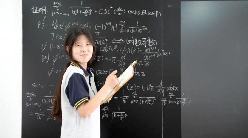 阿里巴巴全球数学竞赛组委会发布关于“中专天才少女姜萍”的情况说明称，江苏省涟水中等专业学校教师王闰秋在预选赛中对其指导的姜萍提供帮助，违反了预选赛关于“禁止与他人讨论”的规则